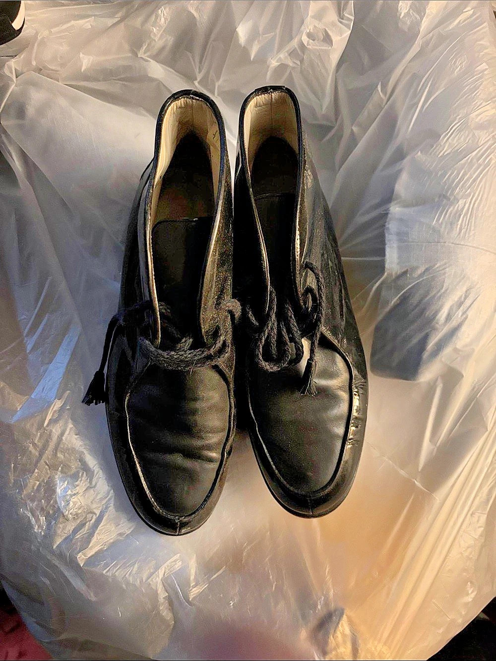 Bally malwa made in Switzerland ankle boots patent leather